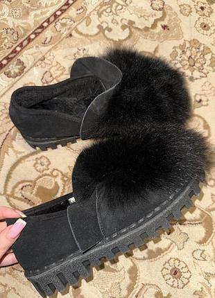 Стильные мокасины из замши