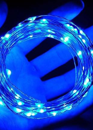 Гирлянды идеальны для елок "конский хвост"