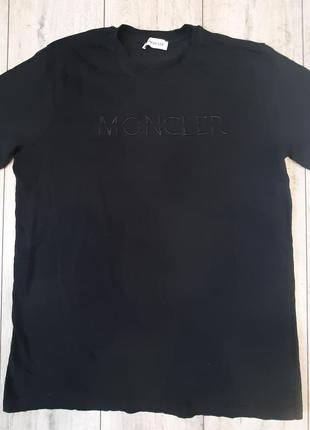 Футболка фирмы "moncler"