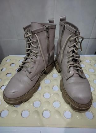 Продам черевики б/у