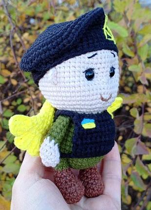 Янгол зсу, в'язаний ангел, військовий