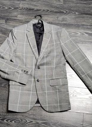 Мужской пиджак sinsay в клетку