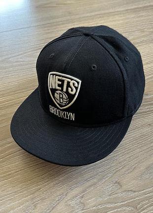 Мужская оригинальная винтажная колекционная кепка снепбек brooklyn nets nba by adidas