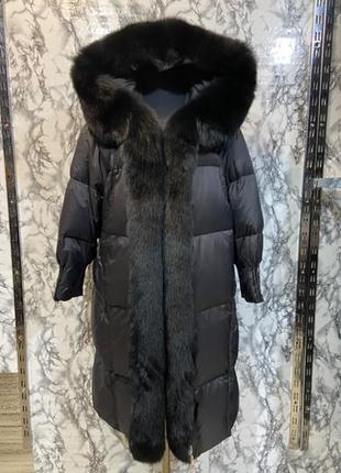 Роскошный женский пуховик