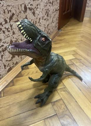 Динозавр . тиранозавр. рекс