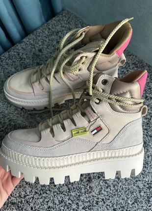 Крутые сапоги