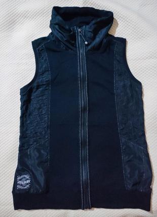 Жилетка фирмы sure