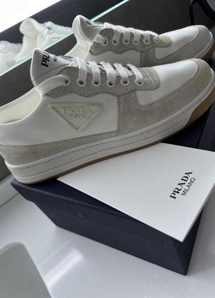 Кросівки prada