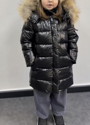 Зимове пальто на дівчинку