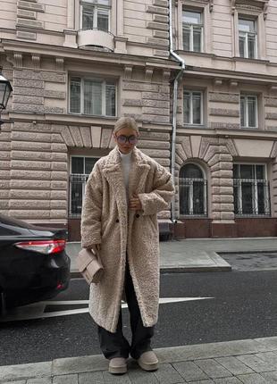Бежева шуба зимова шубка бежевая