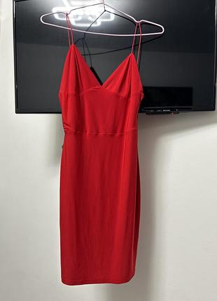 Платье красное вечернее