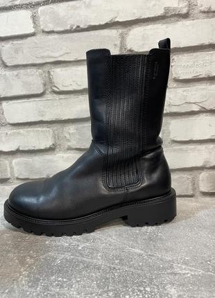 Кожаные зимние ботинки vagabond 38 р