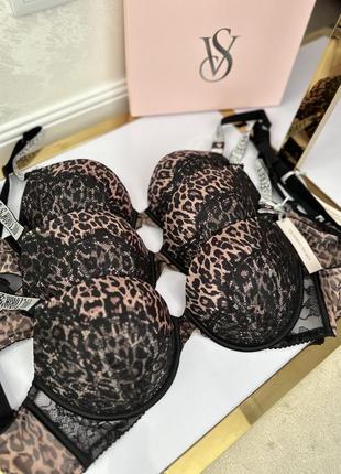 Лиф сваровски от vs