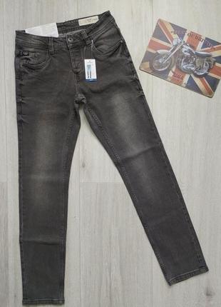 Чоловічі звужені джинси 30/32 slim