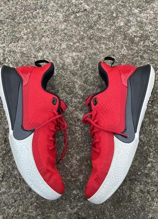Баскетбольні кросівки nike kobe mamba focus ep “university red”