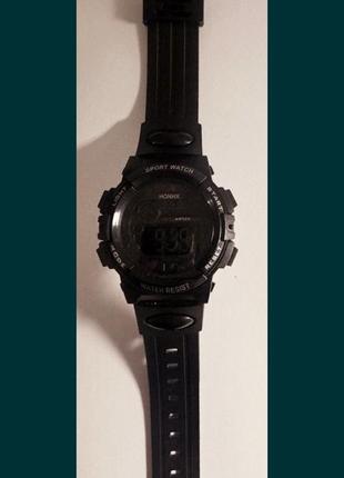 Спортивные электронные водонепроницаемые часы honhx
