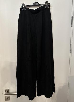 Брючный костюм черный