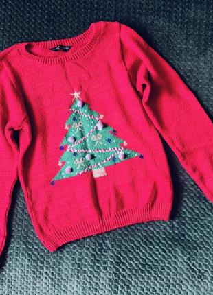 Свитер на размер 42-44 см,плечи 34 см, длина рукава 60 см,пахвы 45 см, длина 54 см.