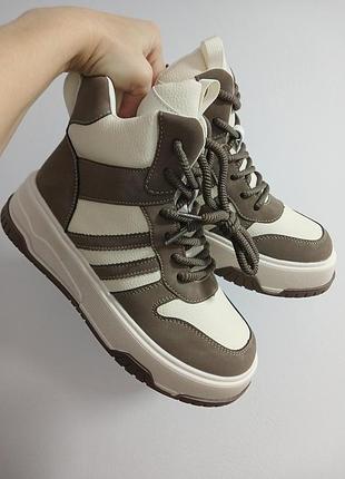 Круті зимові кросівки