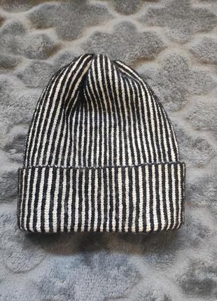 Шапка из 100% шерсть от &amp; other stories