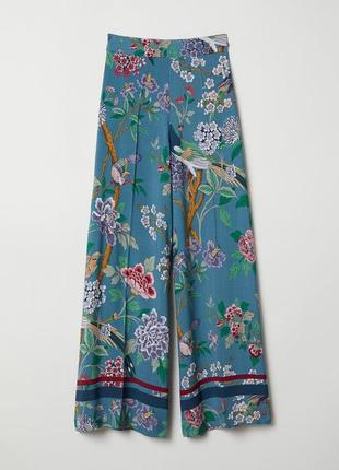 Брюки regular fit с вискозой для женщины h&m 0666230-001 34(xs) комбинированный