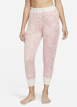 Двухсторонні штани nike yoga therma-fit luxe women's reversible fleece pants light orewood
