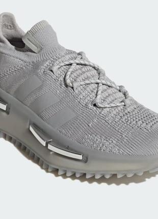 Кросівки adidas Pluss
