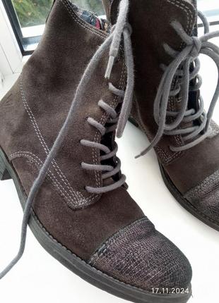 Замшевые ботинки tamaris