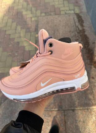 Жіночі зимові nike на хутрі кросівки2 фото