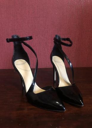 Лодочки zara