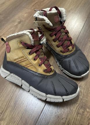 Зимові черевики geox
