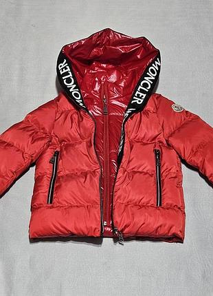 Фірмова курточка moncler на 7- 8 років