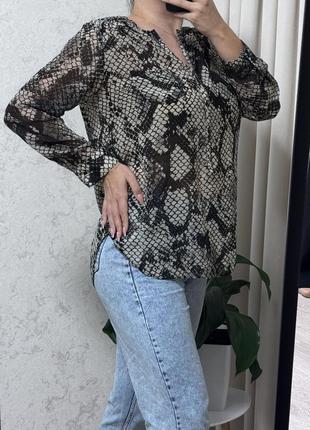 Принтована блуза wallis