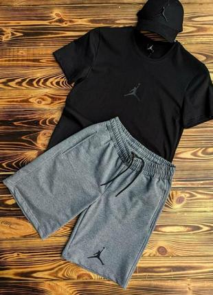 Чоловічий спортивний костюм jordan чоловіча футболка з шортами jordan