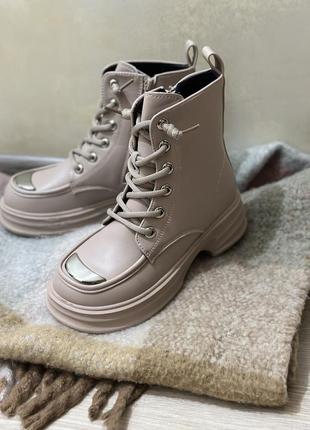 Черевики для дівчинки