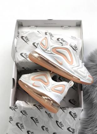 Кроссовки nike white air max, nike white air force 1, nike white air jordan 1, nike white zoom fly, nike white vomero 5, nike white blazer, nike white lebron, nike white cortez, nike white m2k tekno