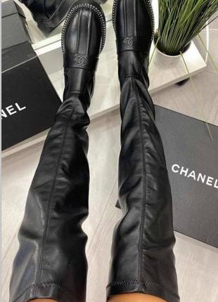 Тепленькі чоботи від chanel