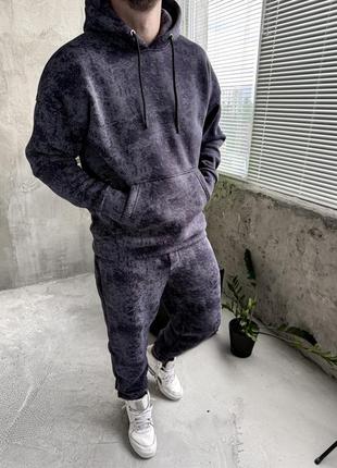 Спортивный костюм утепленный