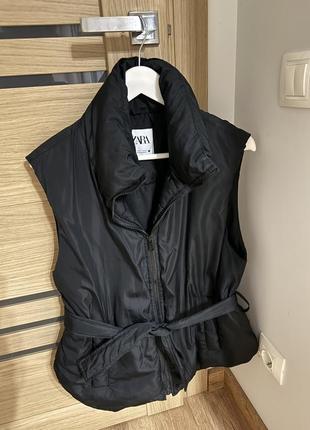 Жилетка балонова zara