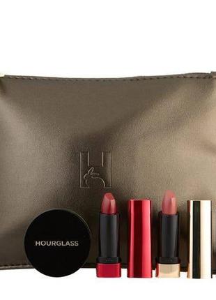Набор косметики hourglass косметичка помада красная нюдовая пудра тушь