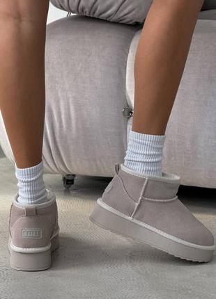 Уггі  колір: світлий беж  натуральна замша