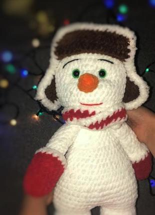 Новогодняя игрушка снеговик