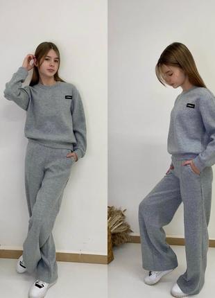 Ангоровый костюм для девочки 140 размер