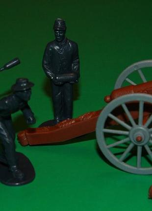 Пушка та артилерійський розрахунок 54мм  americana