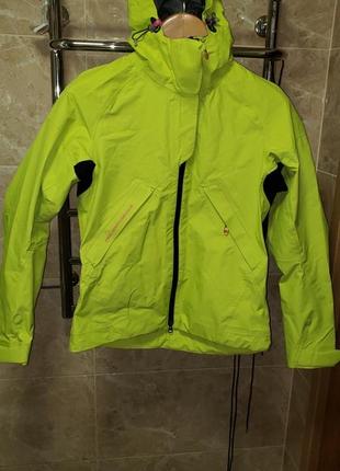 Куртка штормовка wildroses gore tex pro shell, размер s.