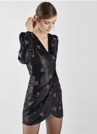 Платье bershka