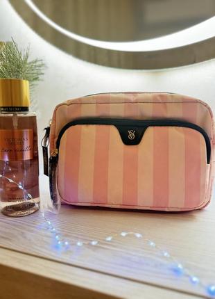 Косметичка victoria’s secret.