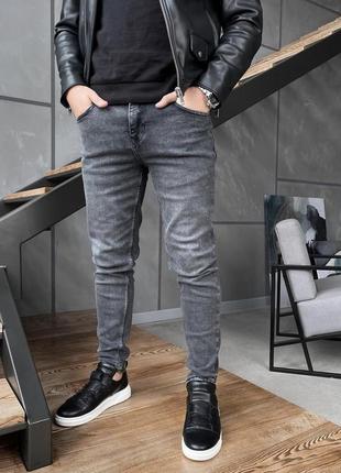 Чоловічі брендові джинси скінні jack&jones, 33 розмір.