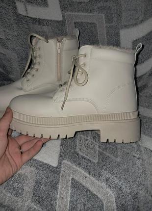 Сапожки женские