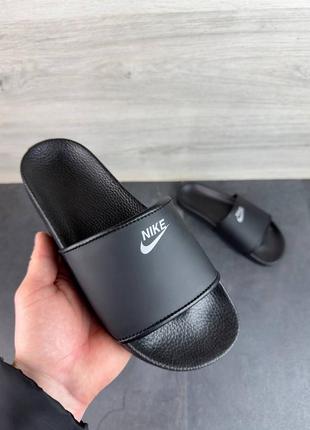 Шкіряні чоловічі шльопанці nike